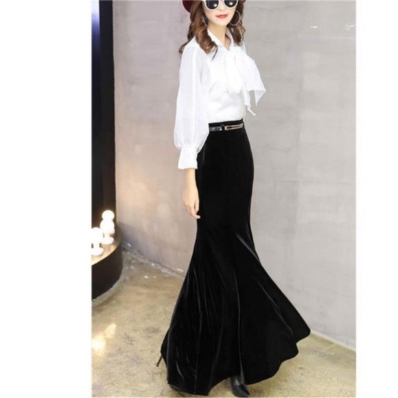 Women's High Waist Bodycon Velvet Fishtail Mermaid Maxi Skirt, Black - Picture 4 of 8